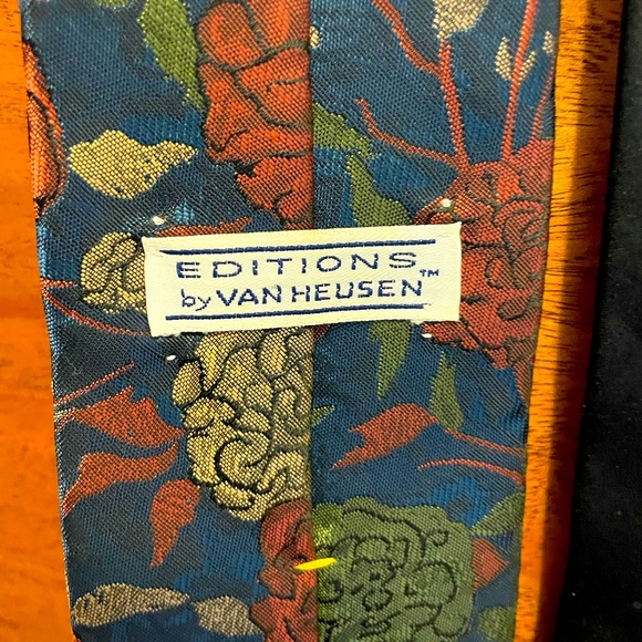 3 Men’s Ties Floral, Checkered, and Solid Black - Picture 10 of 14